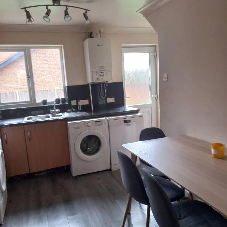 Hamilton 3 Bedrooms 10 Minutes From City Centre 레스터 외부 사진